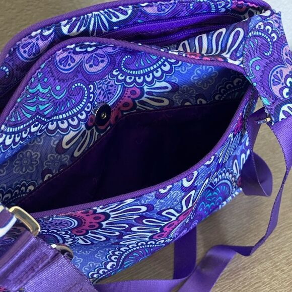 NWOT Vera Bradley Purple Lilac Tapestry Paisley Crossbody Bag Purse - Picture 5 of 9
